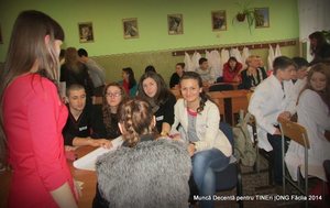 201402_Moldavie_tineri.jpg
