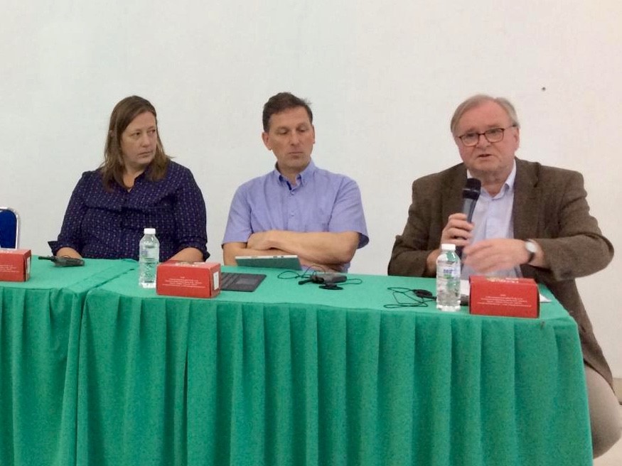 Indonesiereis CNV'er Roel Rotshuizen over gbv Indonesiereis CNV'er Roel Rotshuizen over gbv