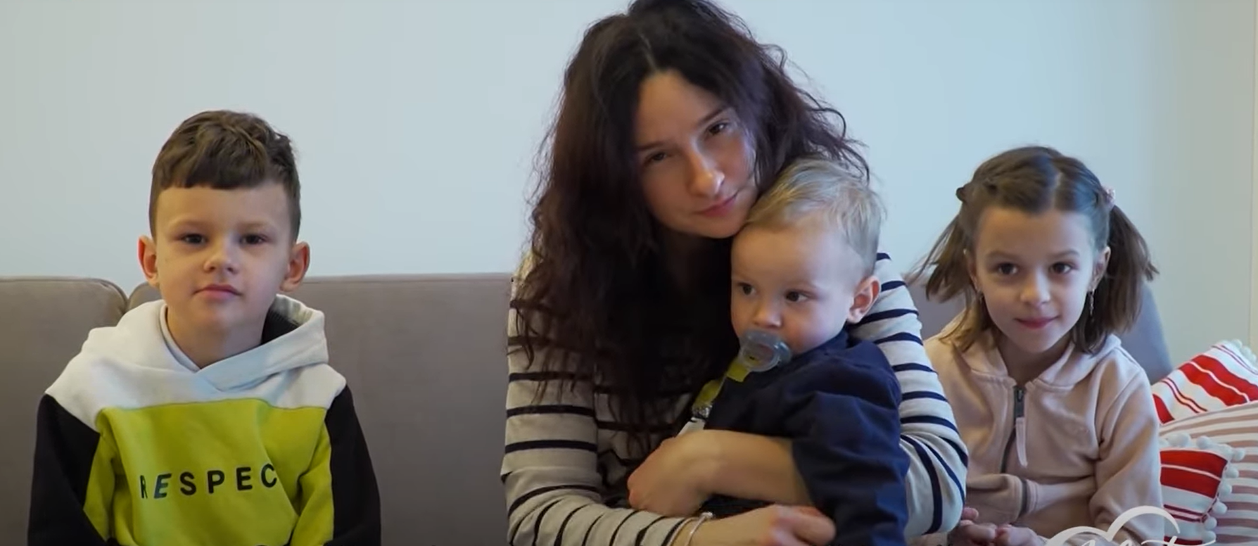 Helping women and children refugees from Oekrain