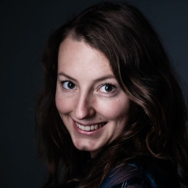 Rose van der Laan - contact